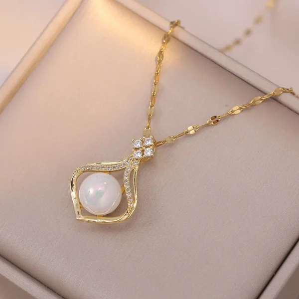 Mermaid Pearl Necklace